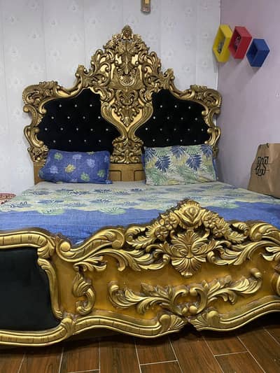 dico paint in best condition 6 mo th used