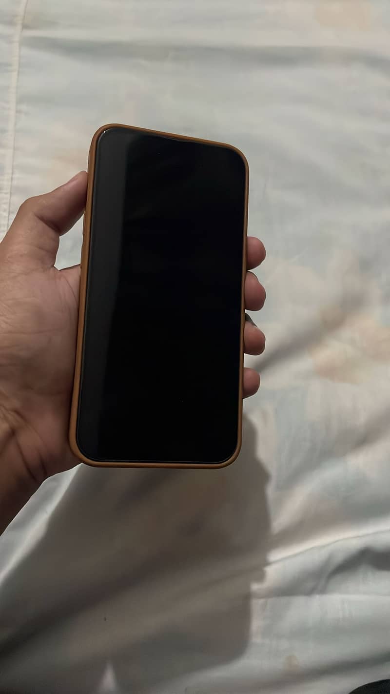 iPhone 14 1