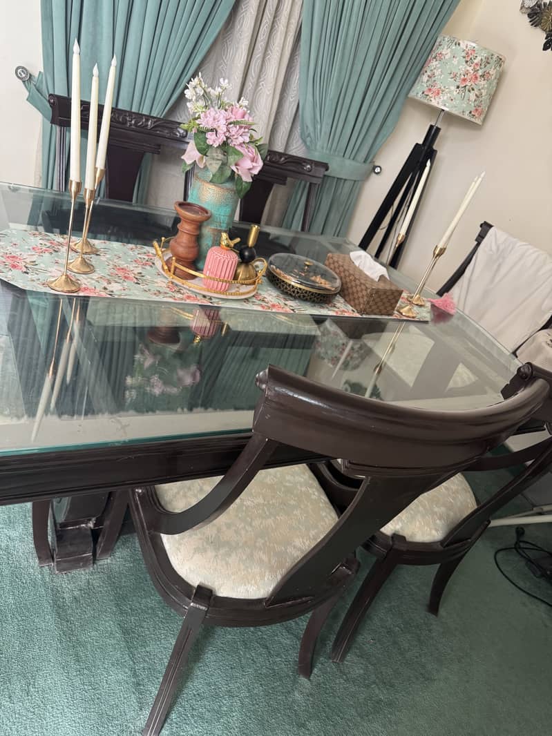 6 seater dining table 3