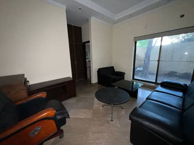 Gulberg 10 Marla Office Commercial Paid Available For Rent