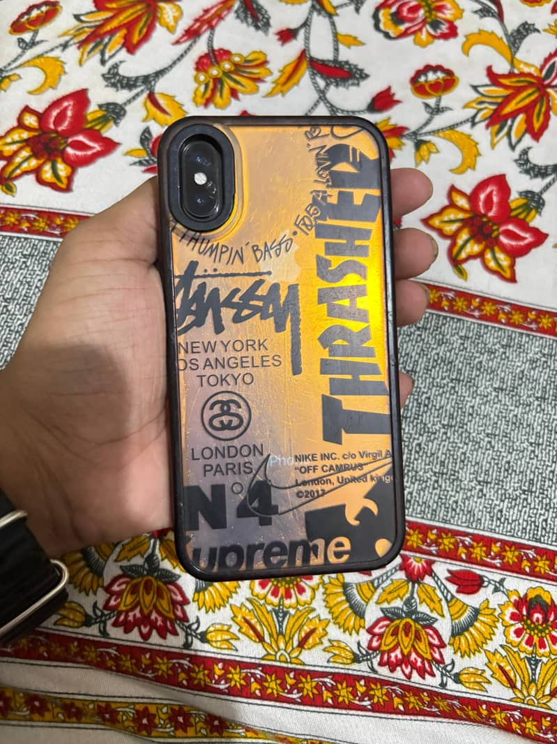 iPhone X 64 7
