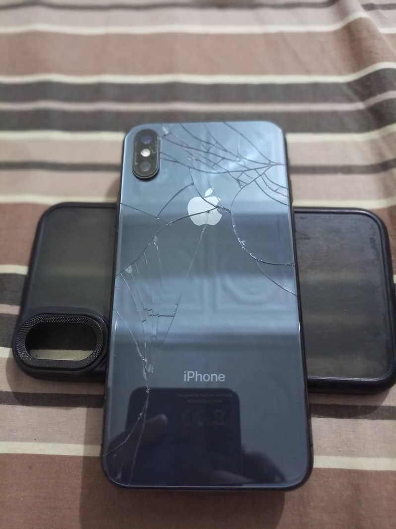 Apple iPhone X 4