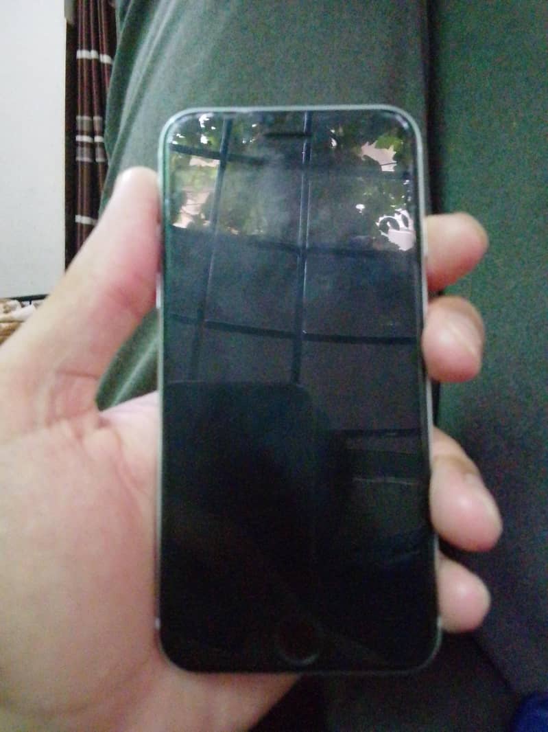 Apple iPhone SE 1
