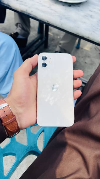 Apple iPhone 12