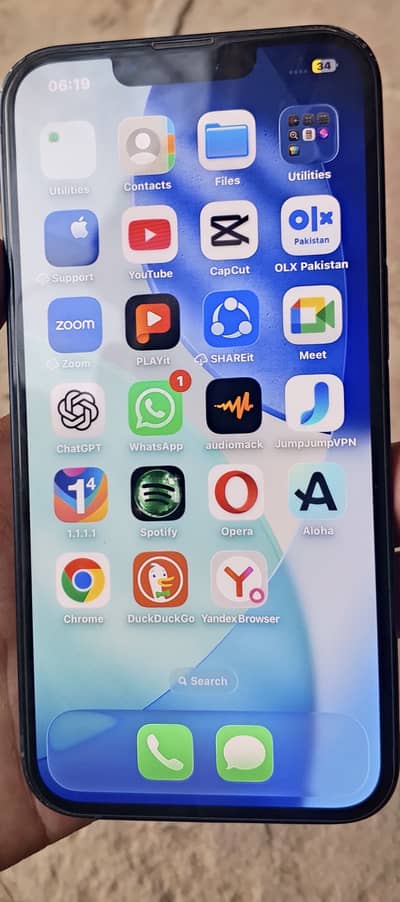 10 by 9.5 condition 128 gb 4 month sm time 100 battery heatlh