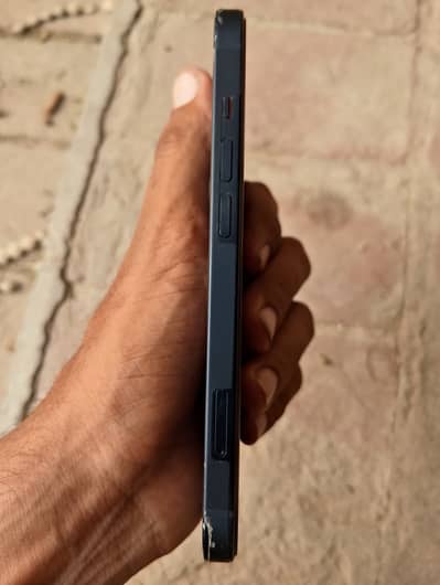 sim time or condition best 128 storage haa or 100 battery health