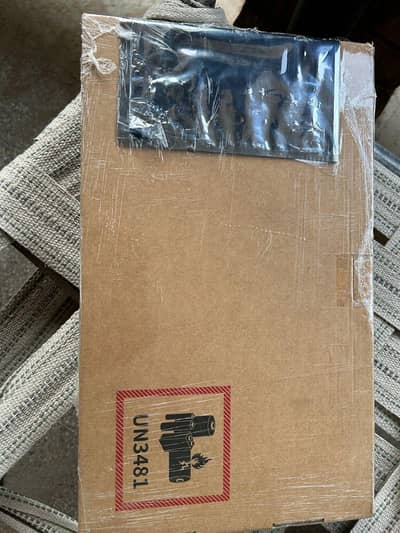 box pack laptop untouched