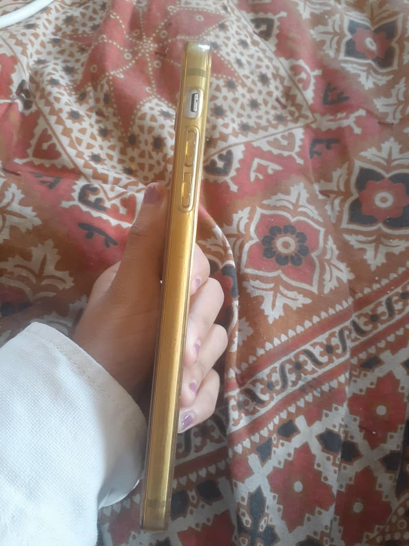 Apple iPhone 6 Plus 2