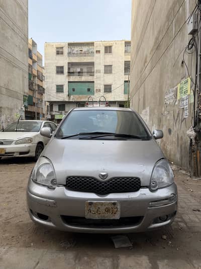Toyota Vitz 2003