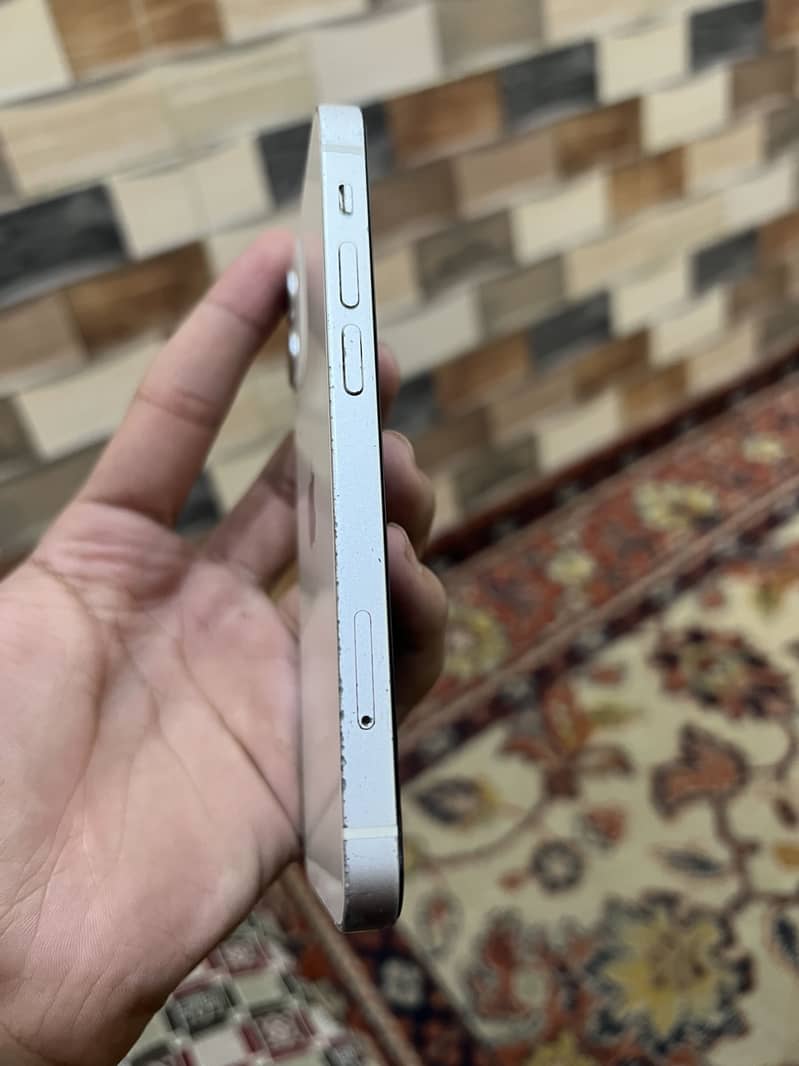 Apple iPhone 12 mini 2