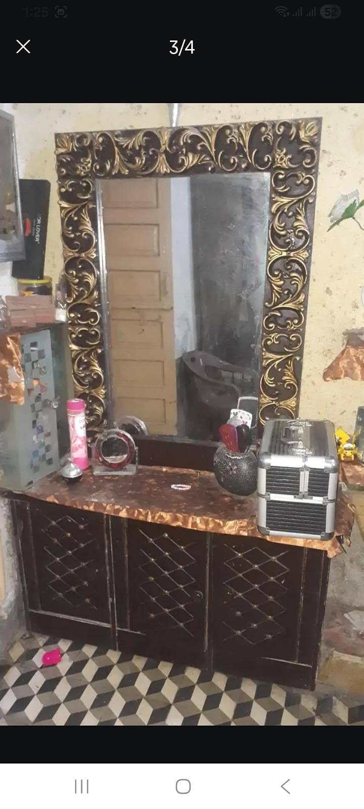 Dressing table or showcase 1