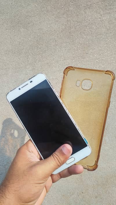 Samsung  C7