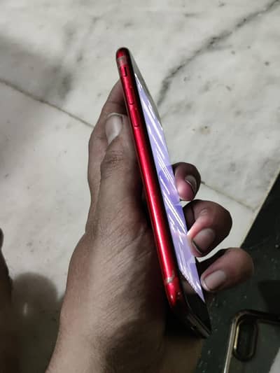 Apple iPhone SE