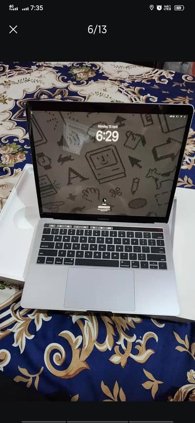 APPLE MACBOOK PRO 2019 COMPLETE BOX WITH CHRGER