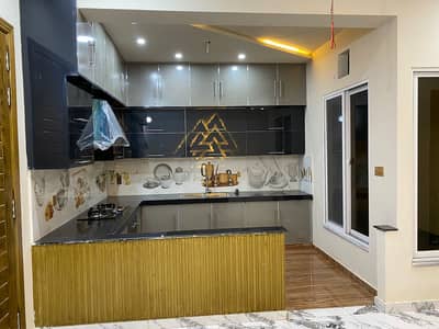 Canal road kheyaban colony 7 Marla duble story house for sale 03018660465