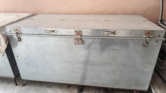 Steel Trunk - (Large) with Iron Stand