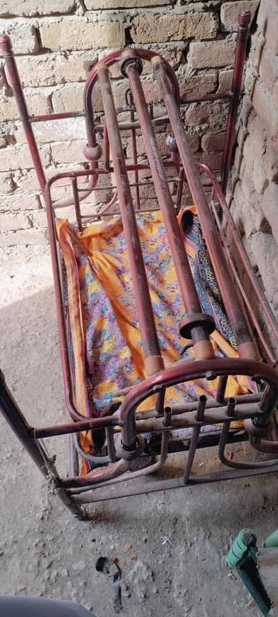 Bachoo ka jola hy belkol new hy 1 month use hoga. mobile number 03