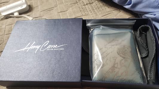 Henry Carre custom card wallet