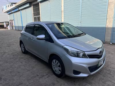 Toyota Vitz 2014 Model Silver Color Good Condition