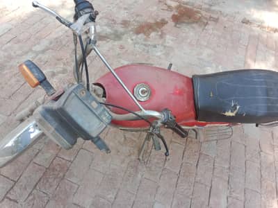 United 70cc - Good Condition (10/7) price 30,000 final