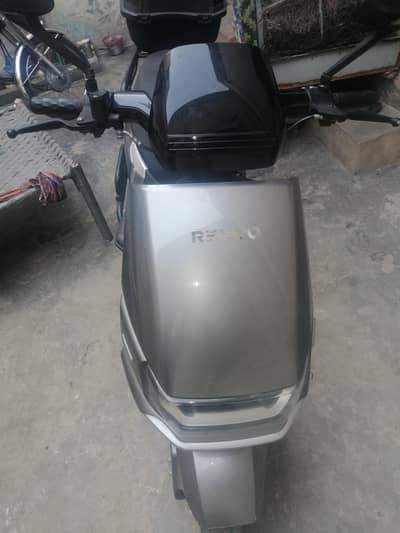 Electric scooty  2025 Model - Good bettery