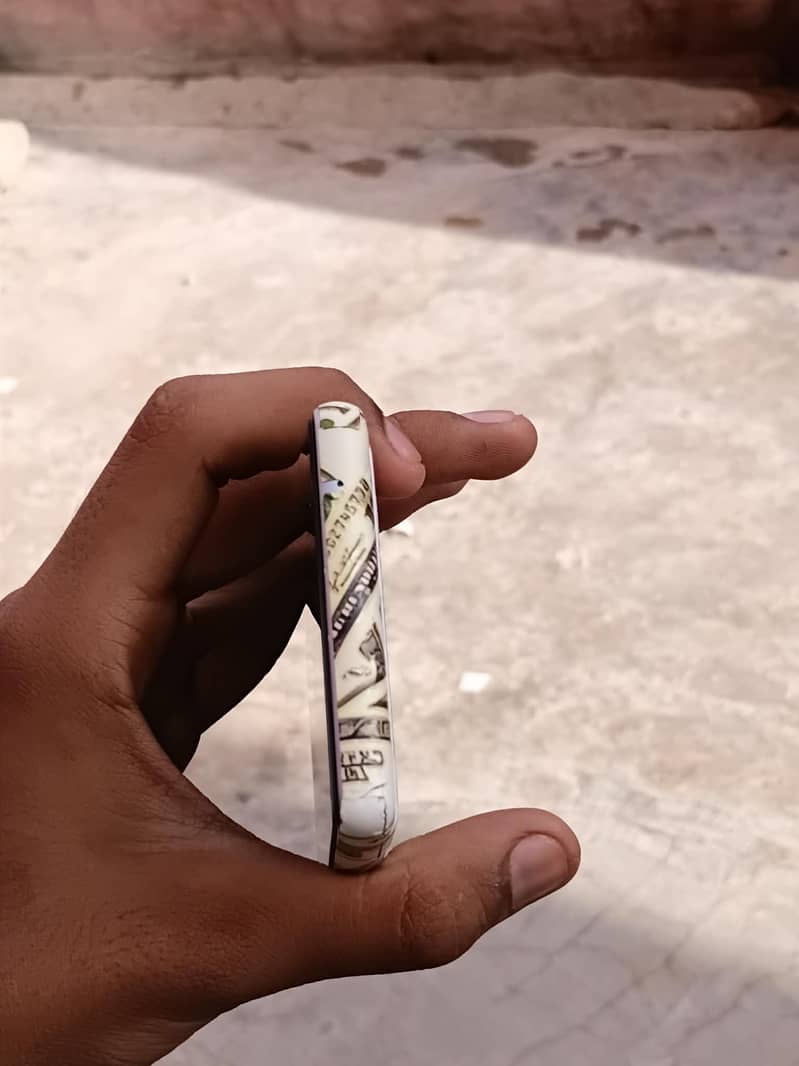 Google Pixel 7a 3