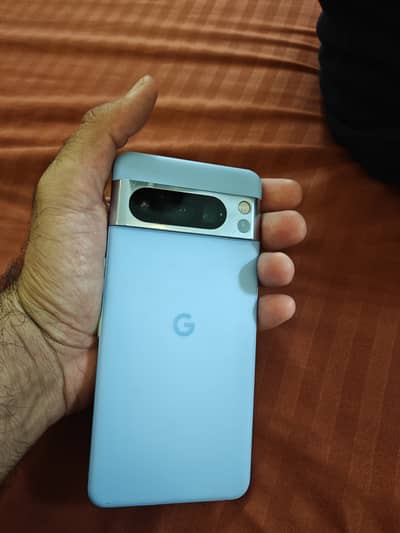 Google Pixel 8 Pro