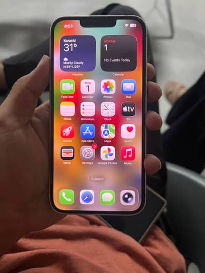 Apple iPhone 13