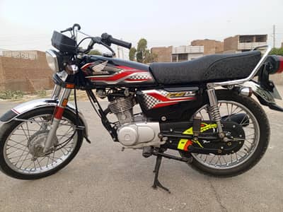 Honda CG 125 bike for sale