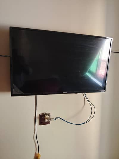 32 inch led tv Android+cable