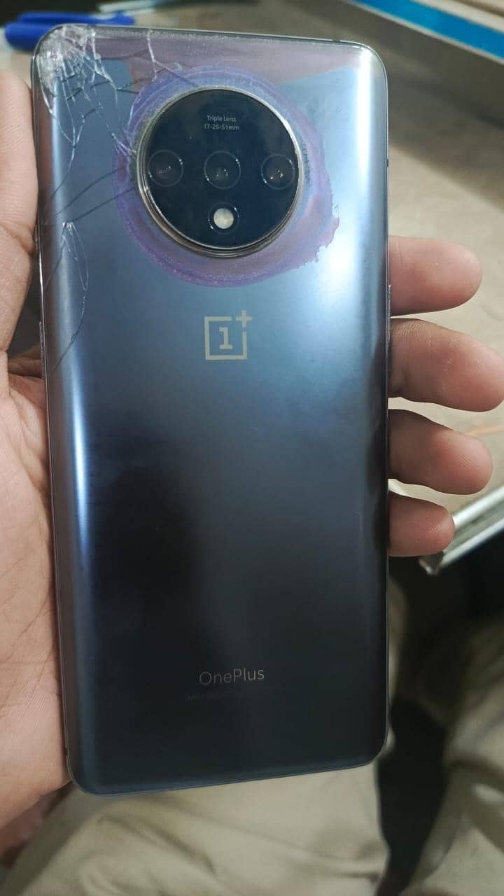 One Plus 7T 1