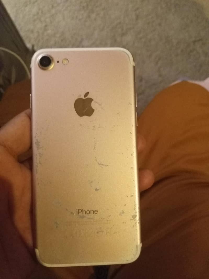 Apple iPhone 7 Plus 1