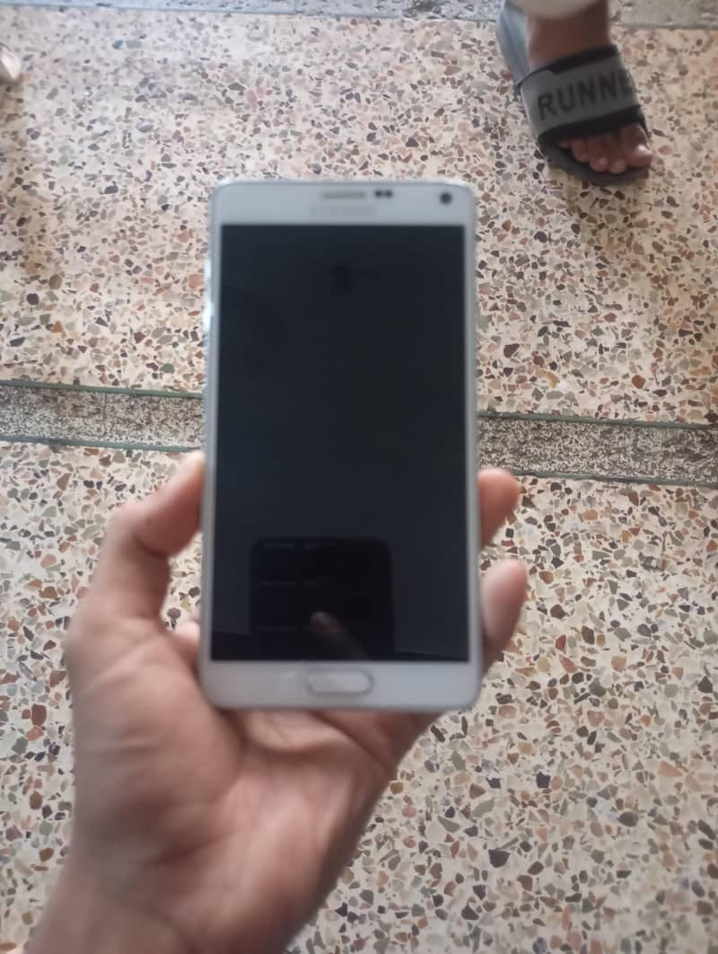 Samsung Mobile Note4 0