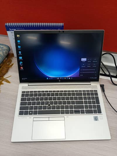 HP ELITE BOOK