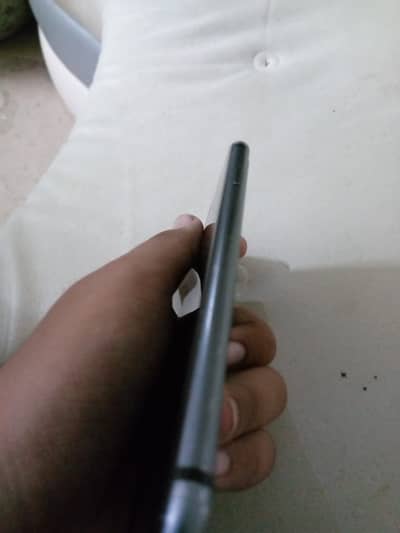 Iphone 8 ha exchange possible buy walo ka lia ache rate ma mil jaiga