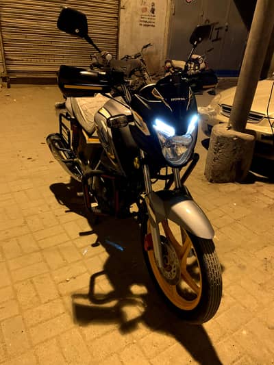 Honda Cb150f 5000 km used with care