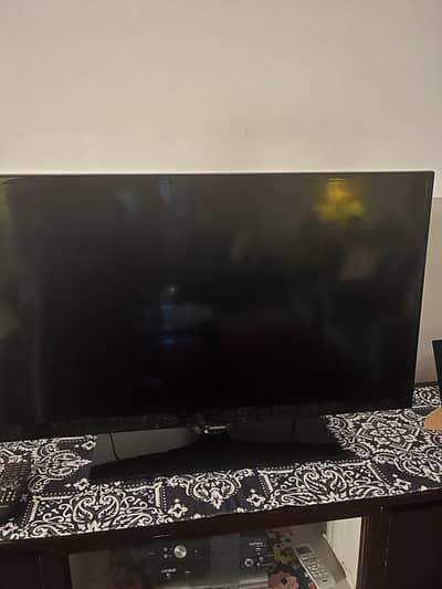 Samsung Samsung 40" Full HD LED TV (UA40F5100AR) - 10/10