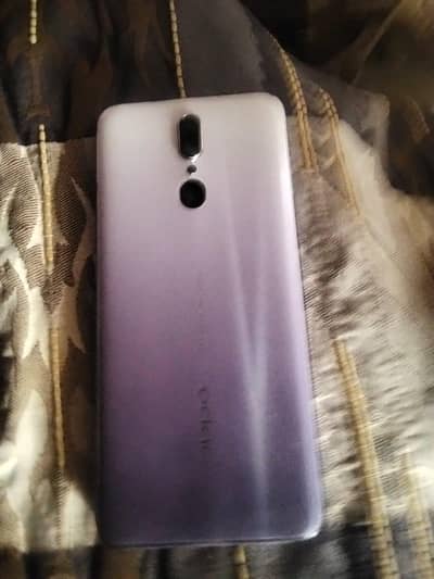 OPPO F11