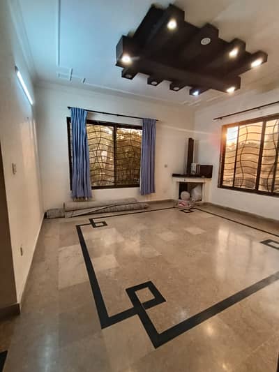 Beautiful House available for rent in E-11/4 Islamabad