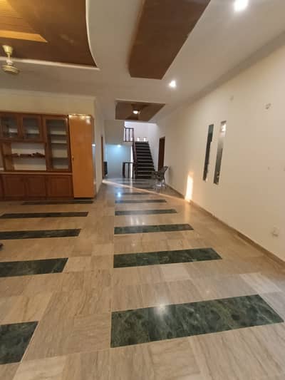 Beautiful House available for rent in E-11/4 w