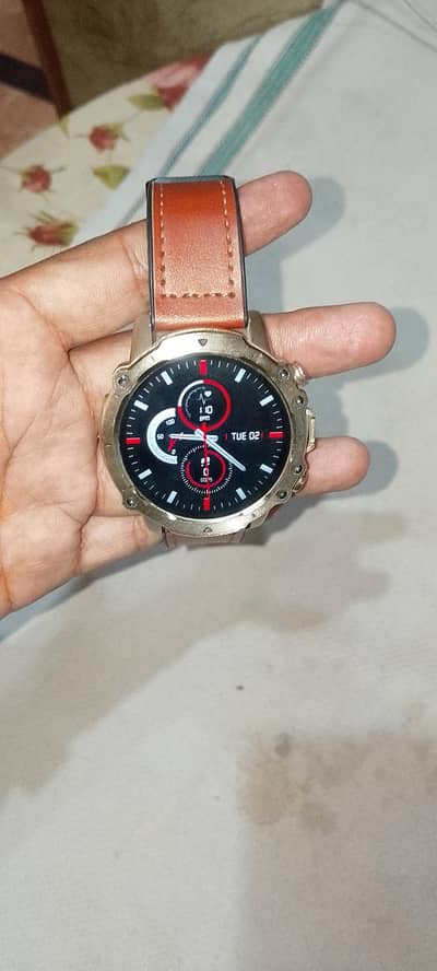 zero revolt smart watch good condition balt chance. hai