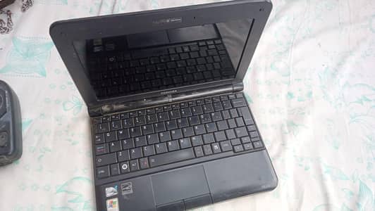 Toshiba NB 200 and charger not working condition