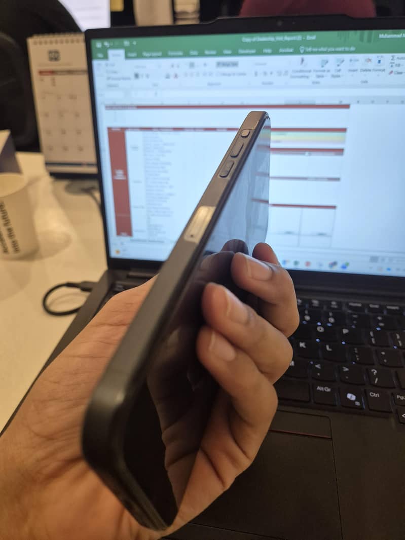 Apple iPhone 15 Pro Max 5