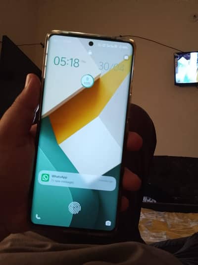 Vivo V30E