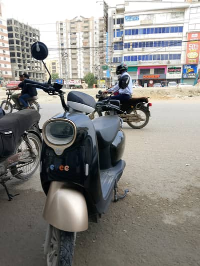 Evee Electric Bike