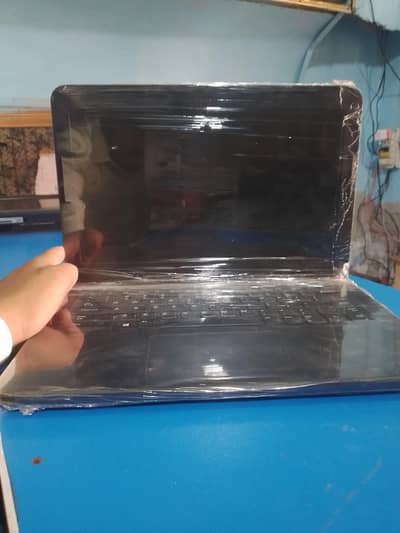 DELL   laptop core i5 7th generation 8GB ram 256 SSD