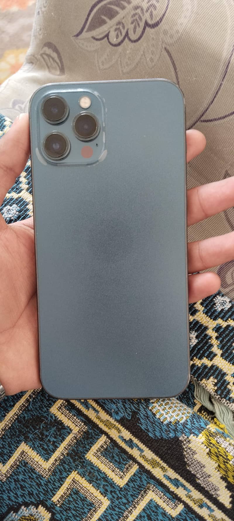 iPhone 12 pro max 1