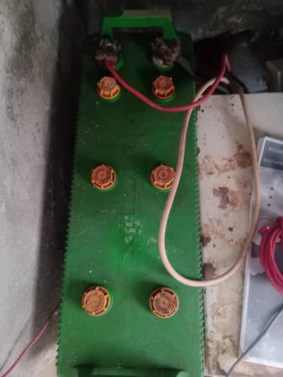 21 plat betry with . 1000 watt ups03004046027