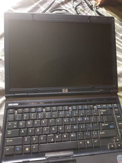 HP Compaq 6910 p