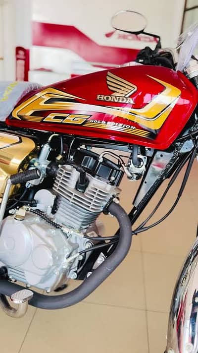Honda 125 Red Gold Edition 2026
